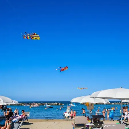 Loris - Valentini Family Village فندق