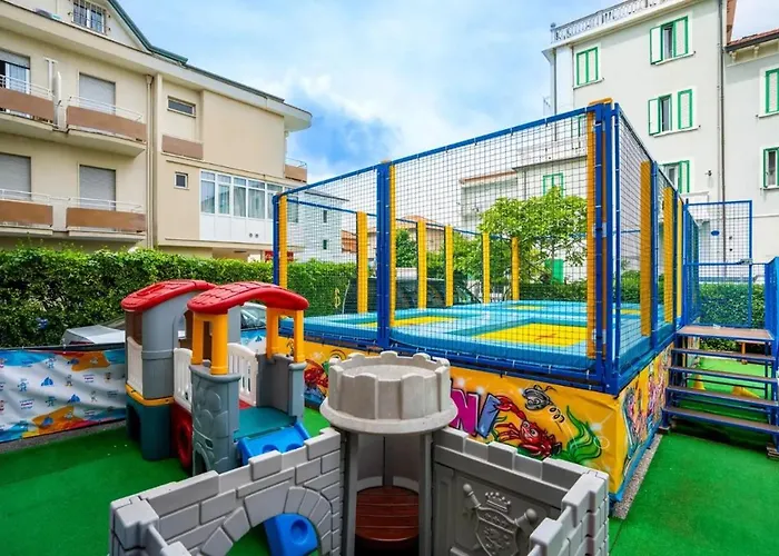 Hotel Loris - Valentini Family Village 3*