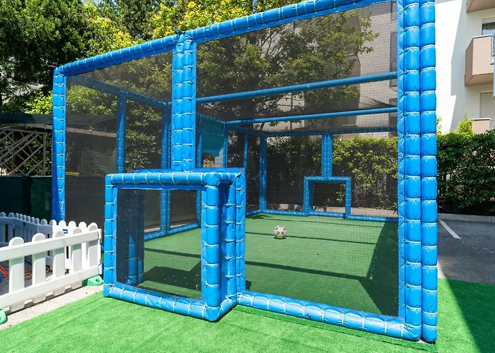 Loris - Valentini Family Village