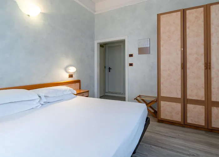 Loris - Valentini Family Village